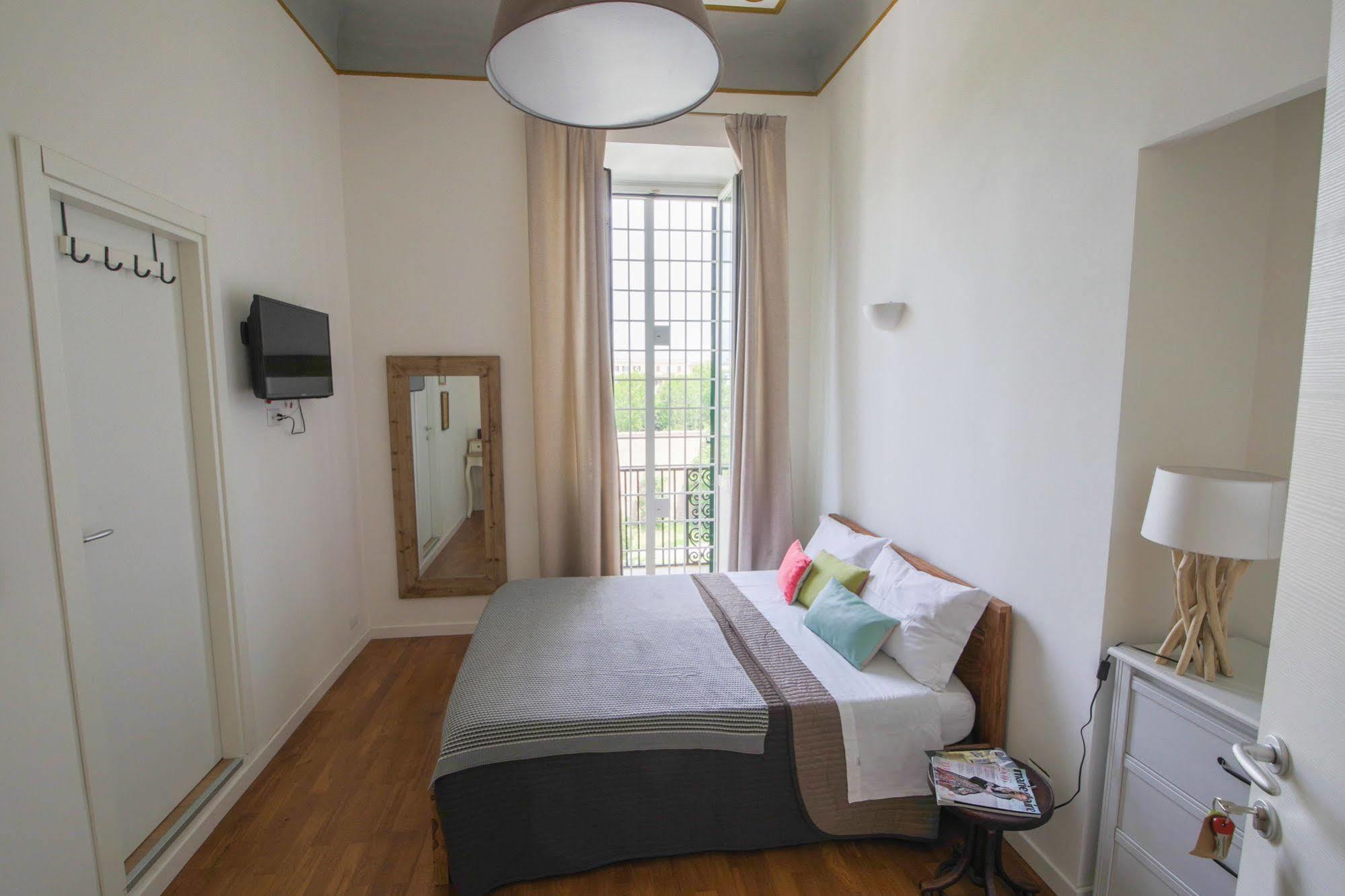 Urban Pine Rooms Rome Extérieur photo